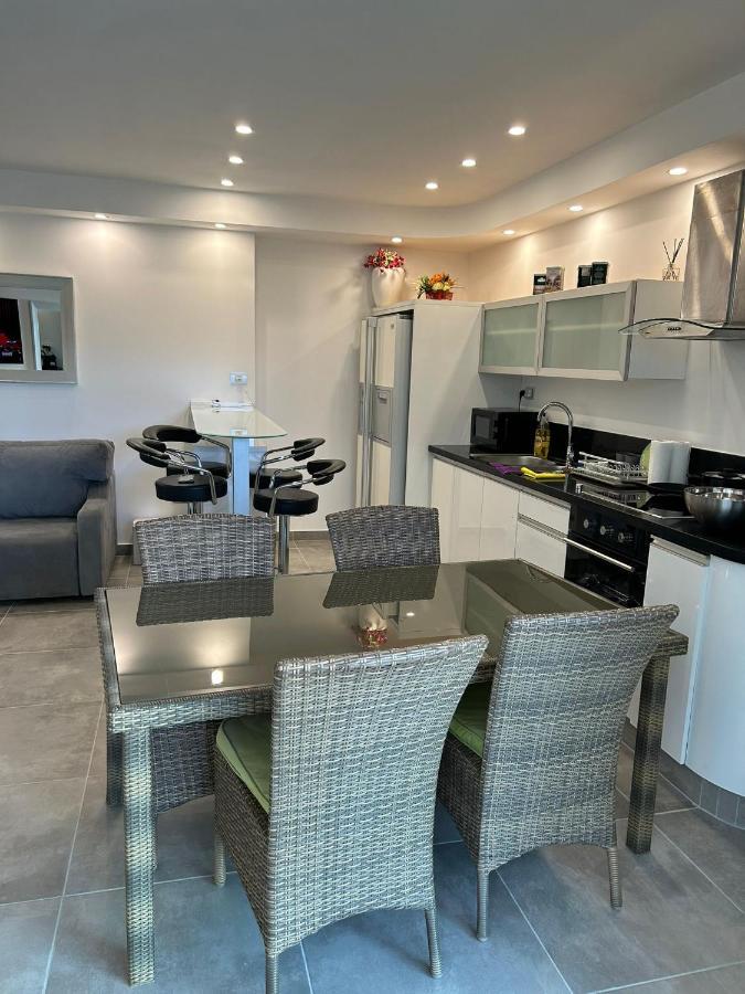 Palmore Aparthotel